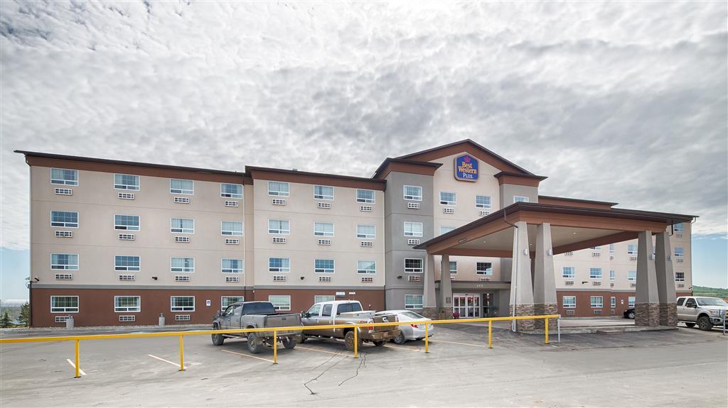 Best Western Plus Peace River Hotel & Suites Екстериор снимка